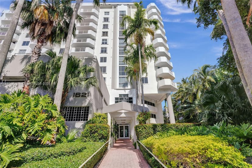 1621 Bay Rd # 606, Miami Beach FL 33139