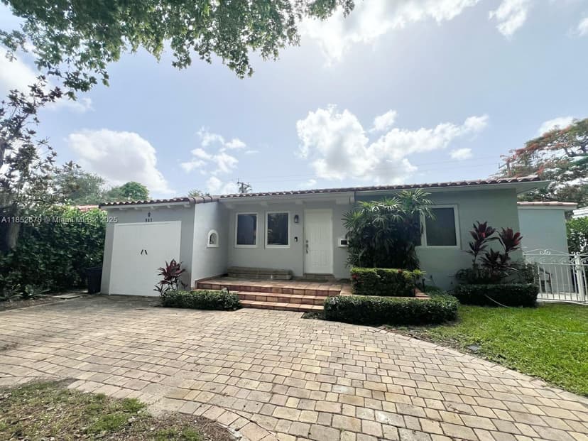 907 Monterey St, Coral Gables FL 33134