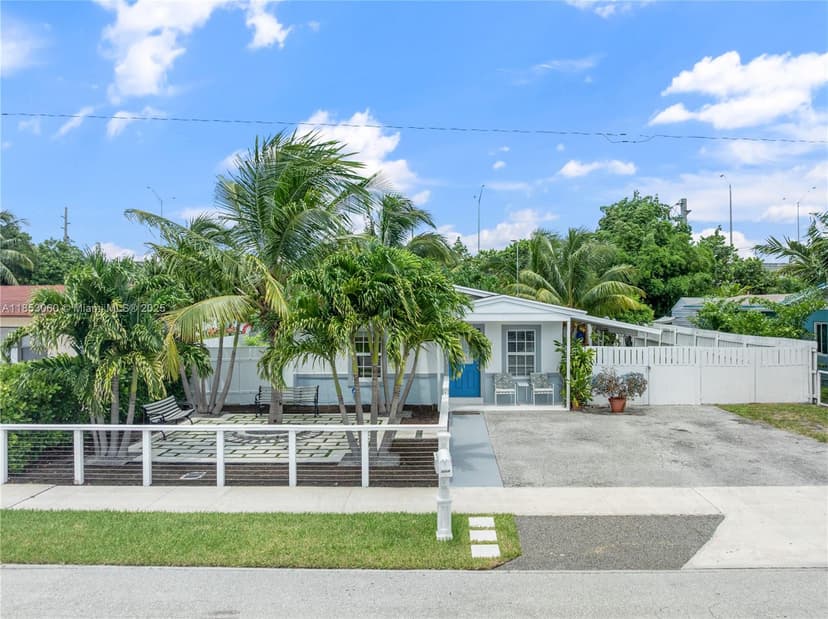 1119 S Ridge St, Lake Worth FL 33460