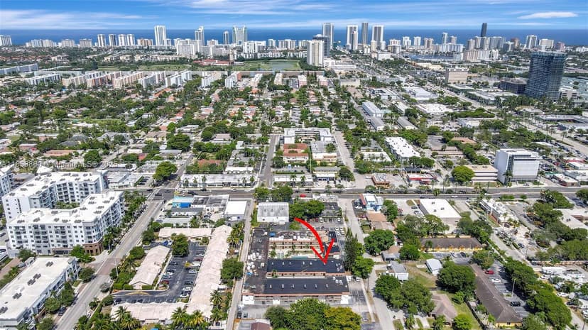 415 NE 2nd St # 124, Hallandale Beach FL 33009