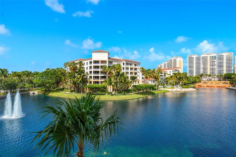 723 Crandon Blvd # 305, Key Biscayne FL 33149
