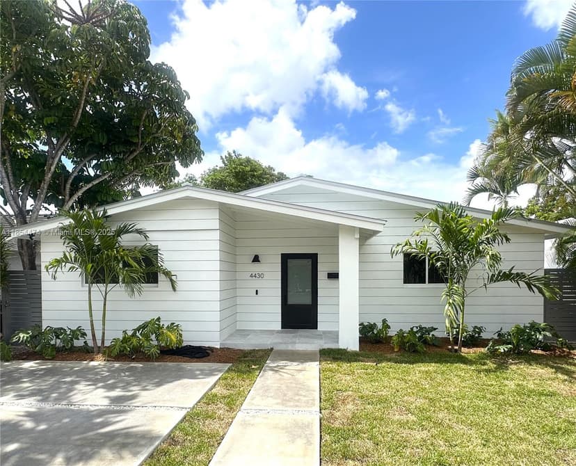 4430 SW 11th St, Miami FL 33134