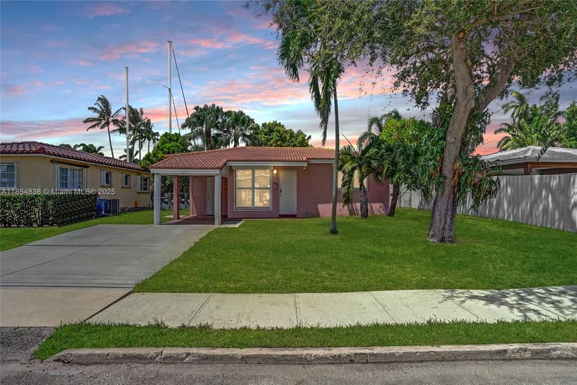 917 Mandarin Isle, Fort Lauderdale FL 33315