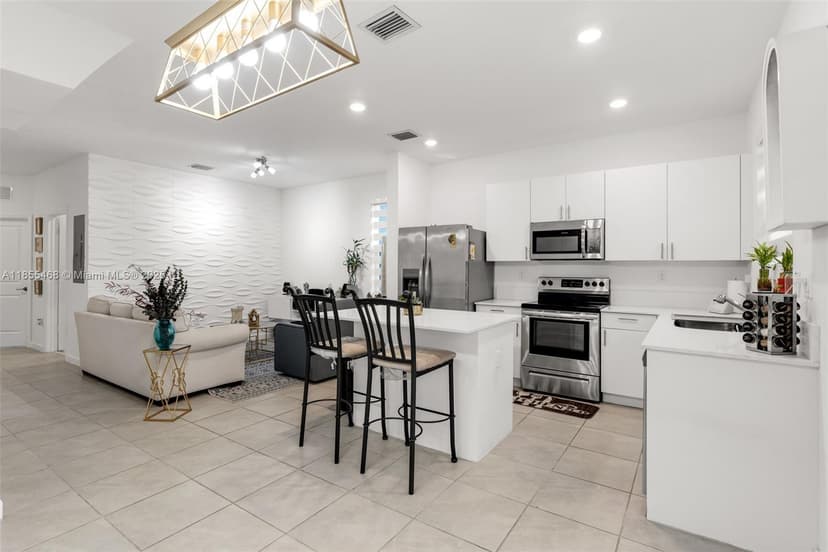 13315 SW 285th St, Homestead FL 33033