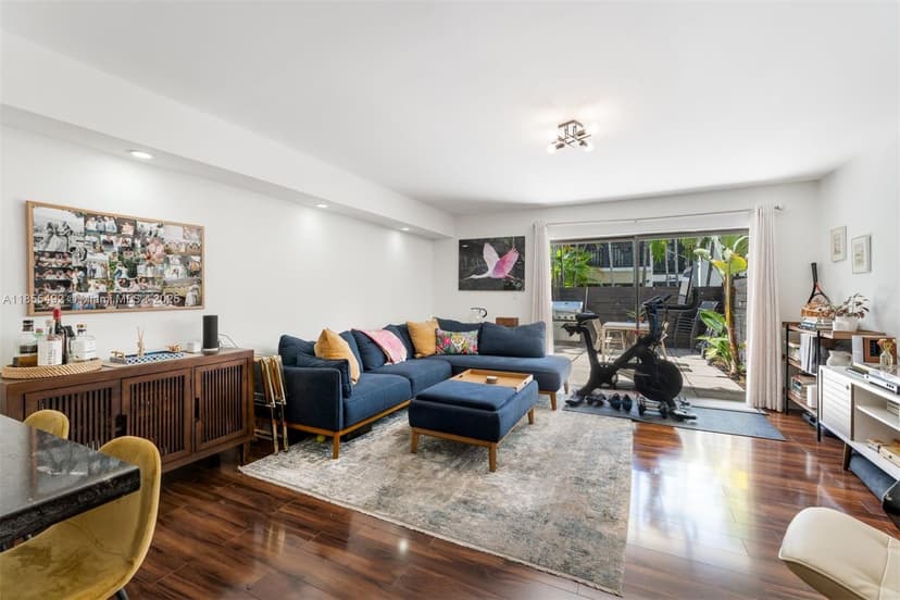 3218 W Trade Ave, Miami FL 33133