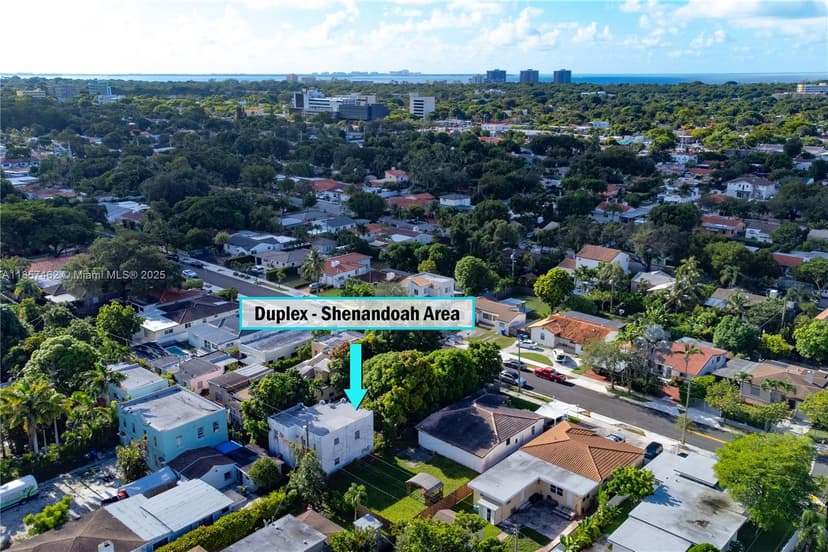2367 SW 19th St, Miami FL 33145