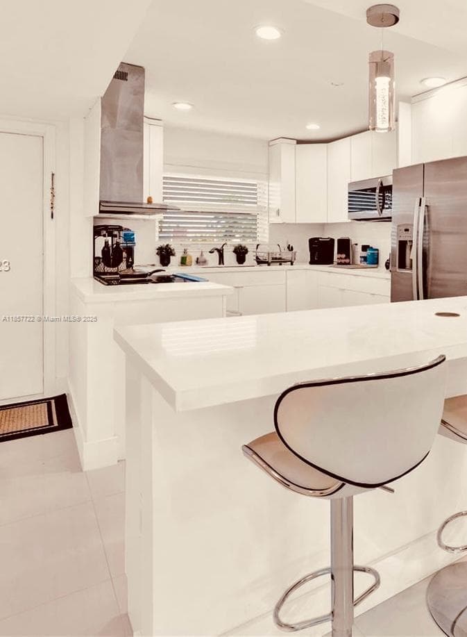 9321 Sunrise Lakes Blvd # 305, Sunrise FL 33322