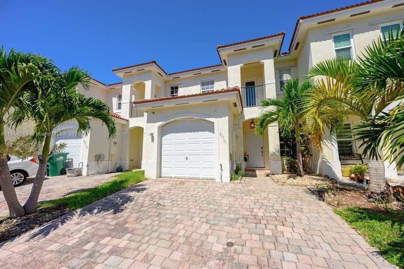 20750 SW 79th Pl, Cutler Bay FL 33189