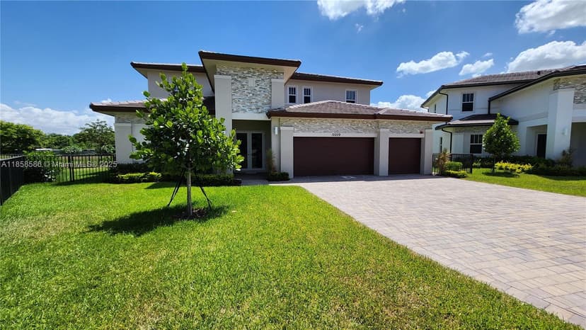 12209 SW 43rd St, Davie FL 33330