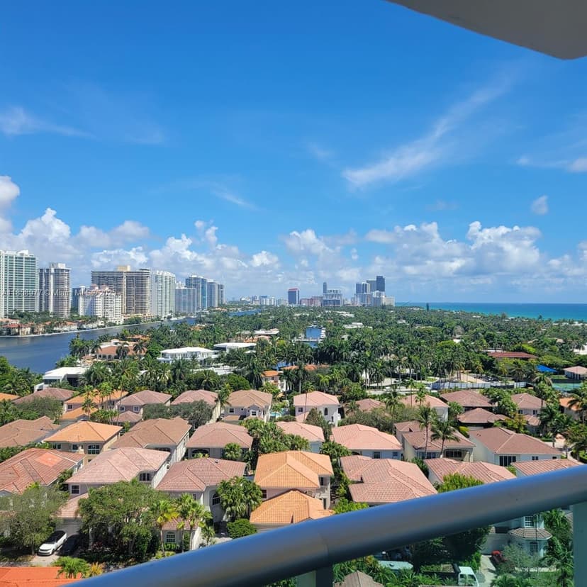 19370 Collins Ave # 1420, Sunny Isles Beach FL 33160