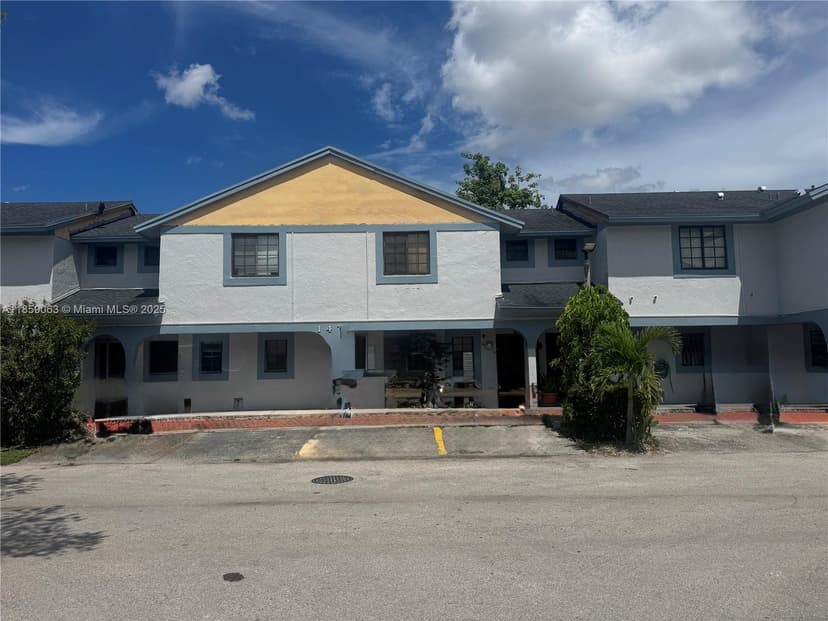 1475 SW 122nd Ave # 16, Miami FL 33184