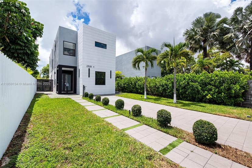 2320 SW 14th St, Miami FL 33145