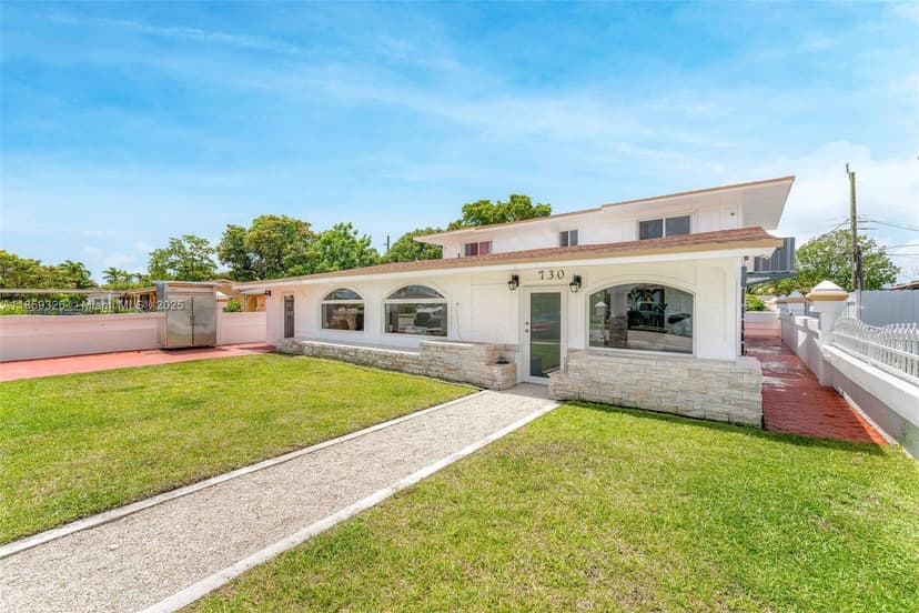 730 Curtiss Dr, Opa-Locka FL 33054