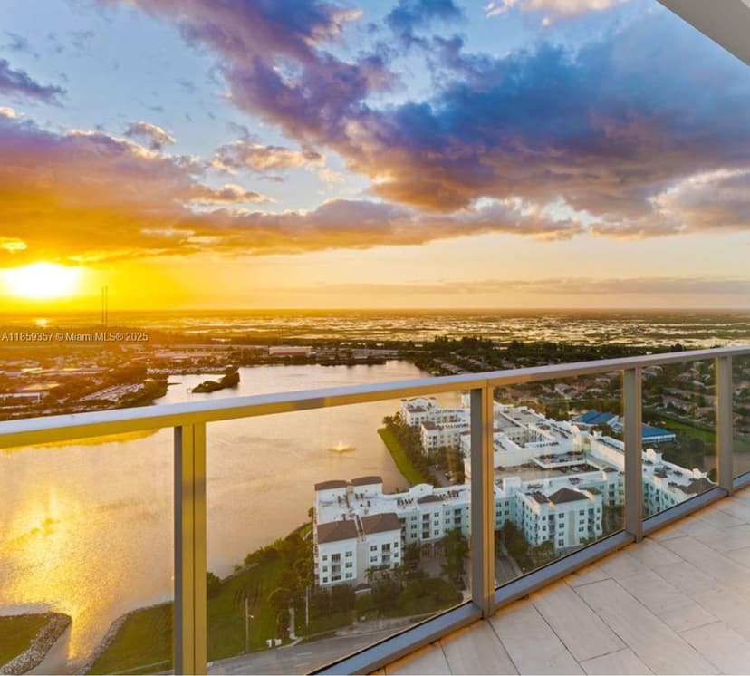 2000 Metropica Way # 902, Sunrise FL 33323