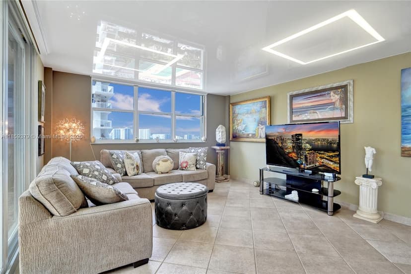 1833 S Ocean Dr # 1402, Hallandale Beach FL 33009