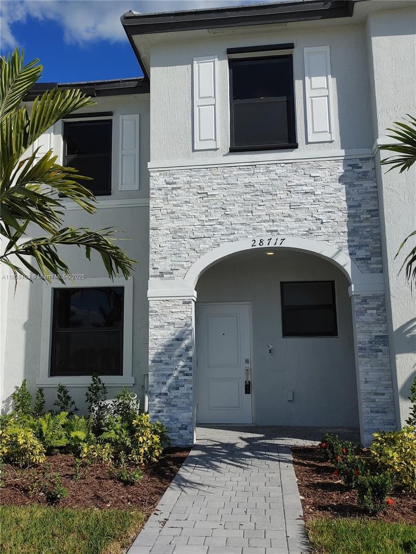 28717 SW 132nd Pl, Homestead FL 33033