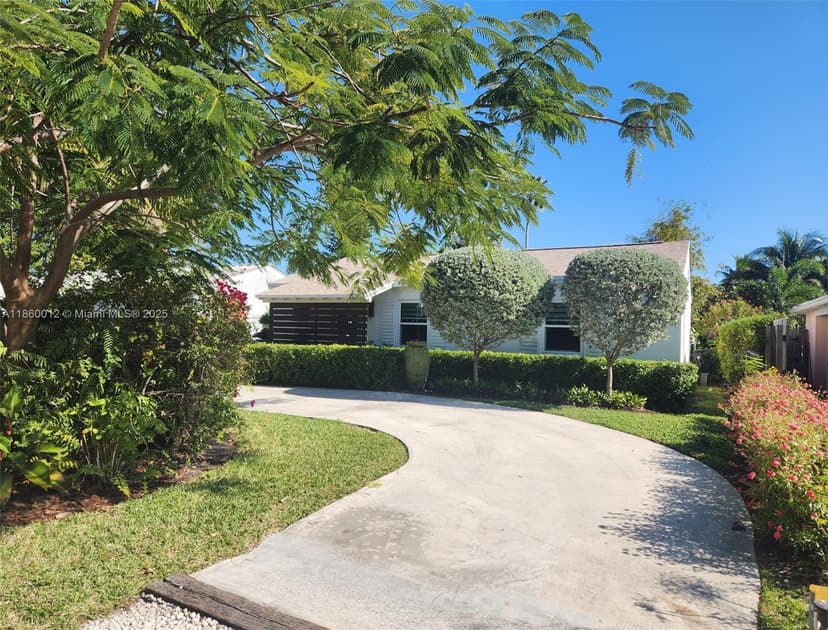 1324 NW 1st Ave, Fort Lauderdale FL 33311
