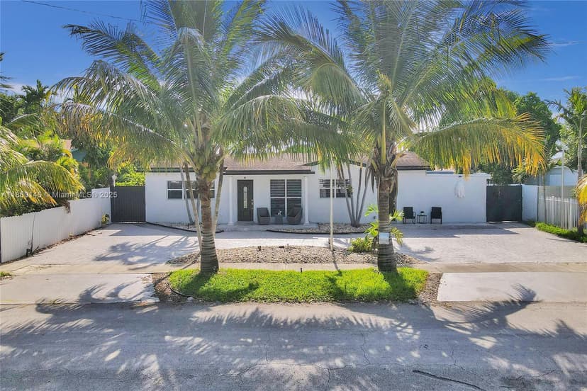 6520 W 8th Ln, Hialeah FL 33012