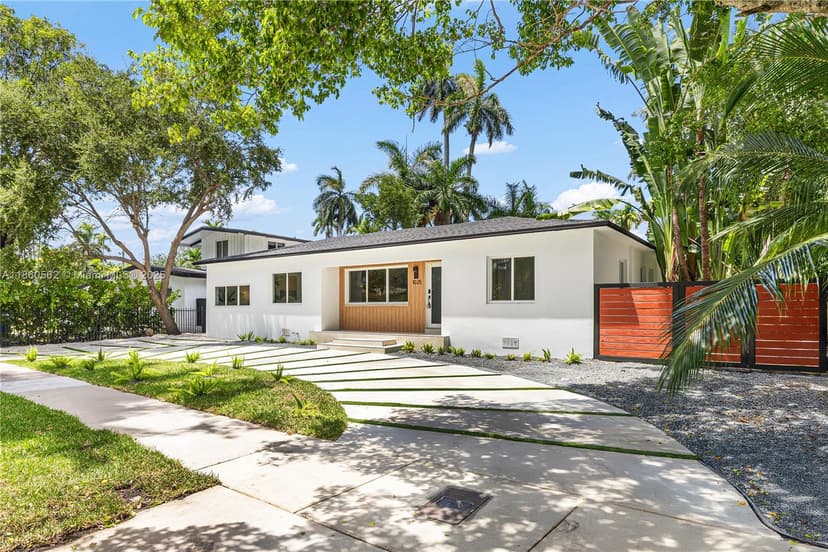 1025 NE 81st St, Miami FL 33138