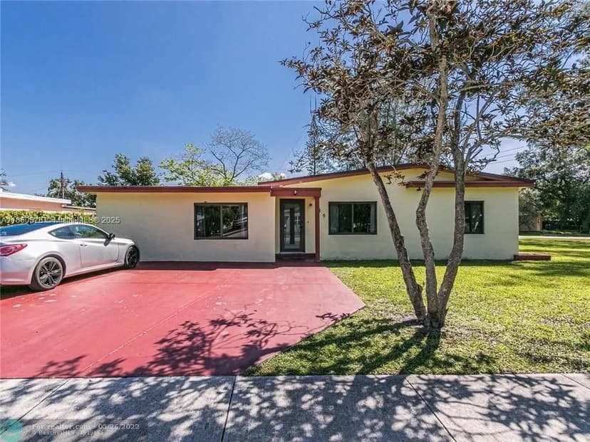 115 Marion Rd, West Park FL 33023