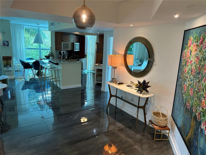 110 Washington Ave # 2421, Miami Beach FL 33139