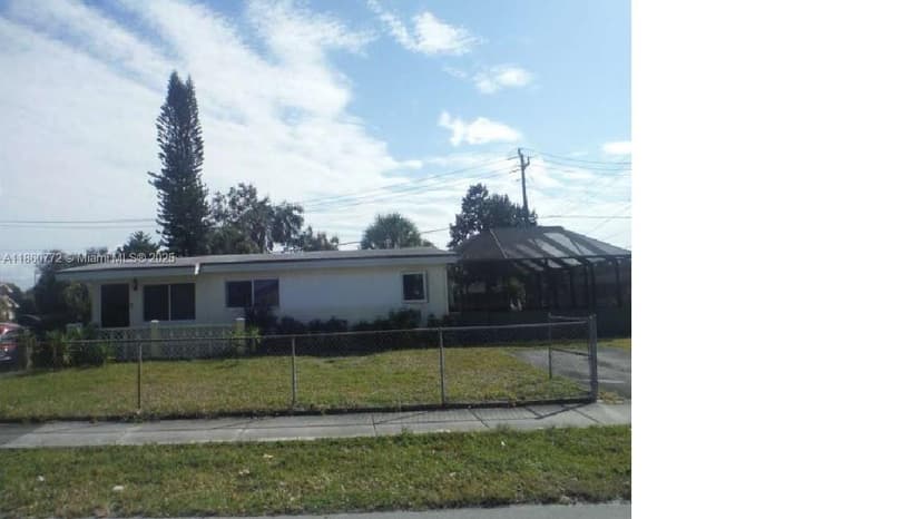290 NW 193RD ST, Miami Gardens FL 33169