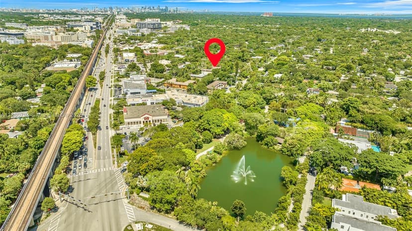 6310 SW 79th St # 18, South Miami FL 33143