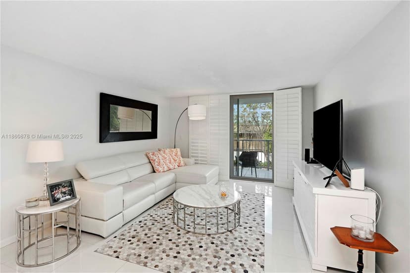 210 Sea View Dr # 207, Key Biscayne FL 33149