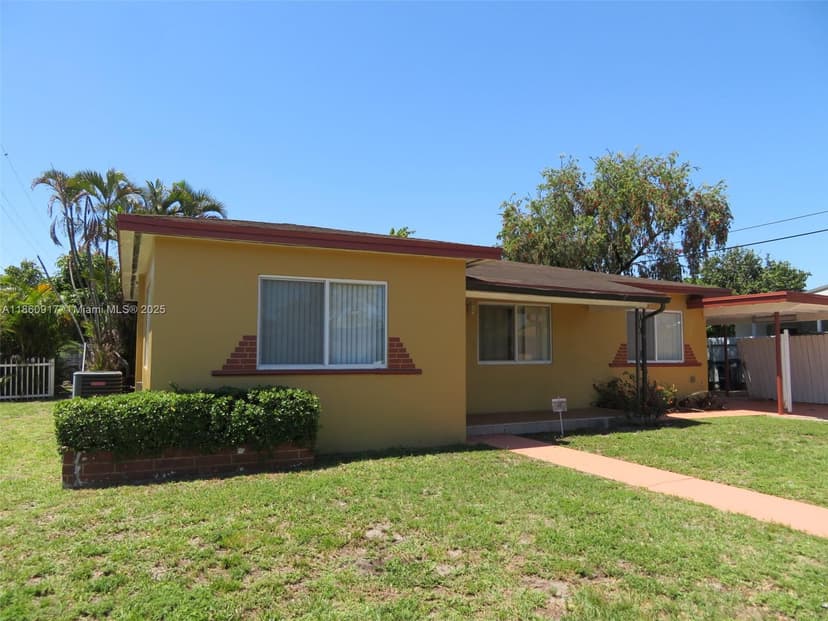 5700 NW 111th Ter, Hialeah FL 33012