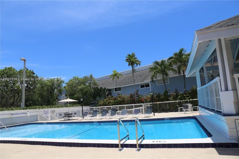 798 Crandon Blvd # C, Key Biscayne FL 33149