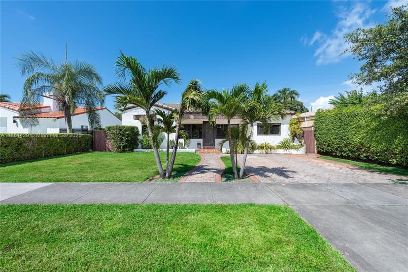 608 SW 26 Roads, Miami FL 33129