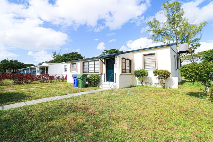 1875 NW 53rd St, Miami FL 33142
