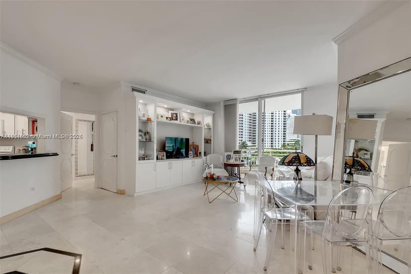 888 Brickell Key Dr # 500, Miami FL 33131