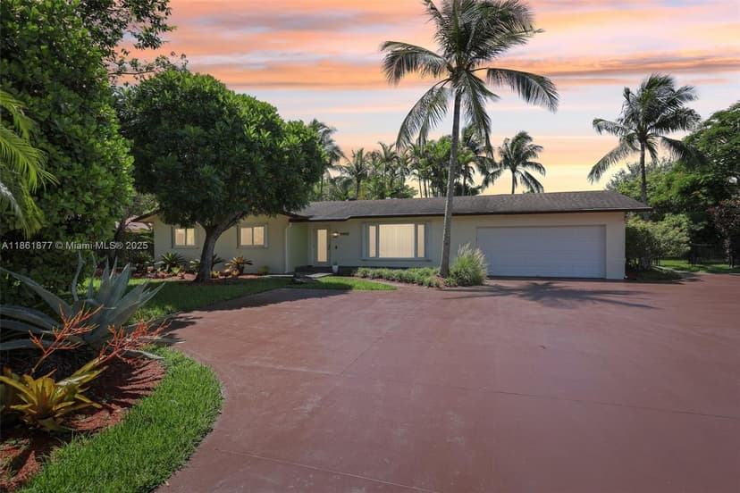 10930 SW 129th St, Miami FL 33176