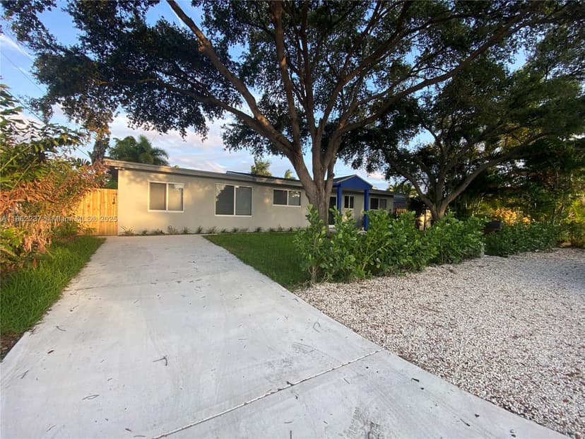 3060 NE 4th Ave, Wilton Manors FL 33334