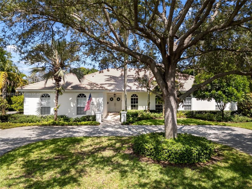 16121 SW 83rd Ave, Palmetto Bay FL 33157