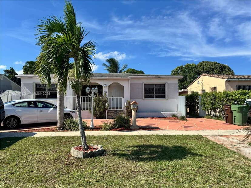 275 E 34th St, Hialeah FL 33013