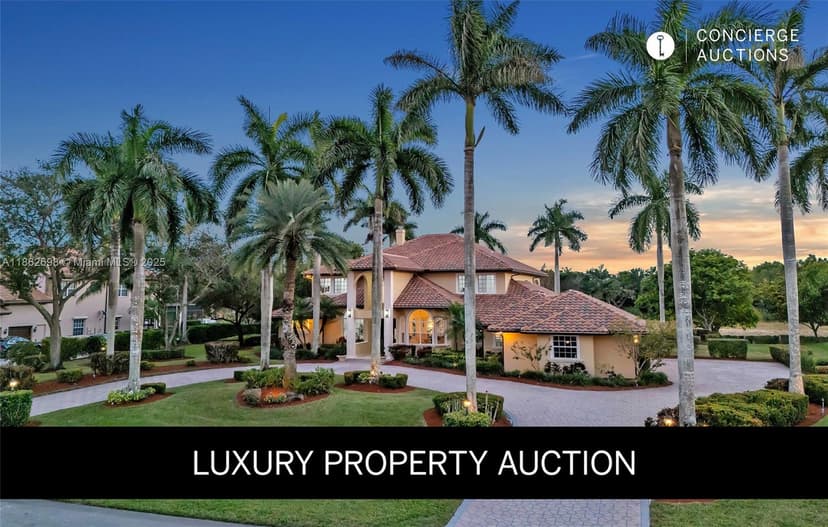 3855 Windmill Lake Rd, Weston FL 33332