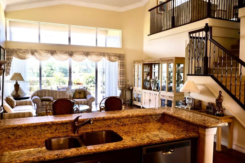 17246 Boca Club Blvd # 102, Boca Raton FL 33487