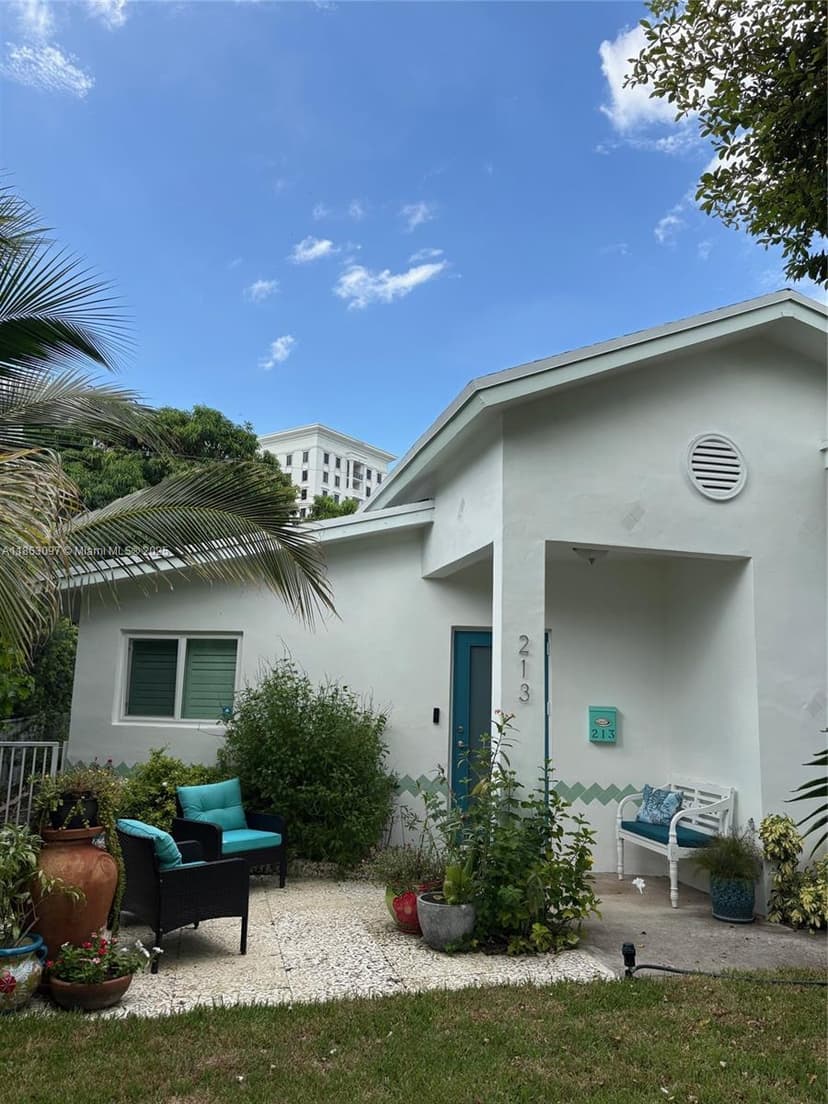 213 Florida Ave, Coral Gables FL 33133
