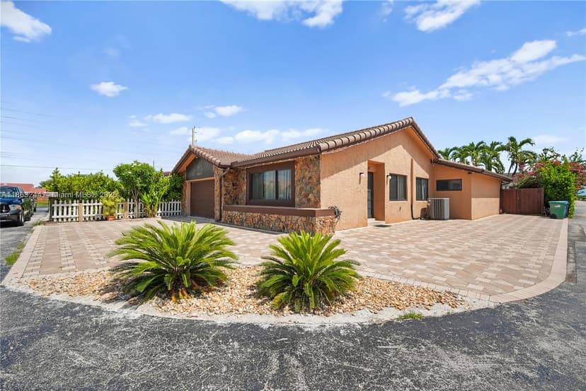 1231 SW 136th Pl, Miami FL 33184