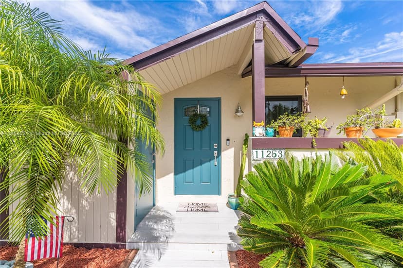 11253 SW 116th Ln, Miami FL 33176