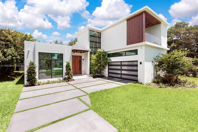 941 NE 92nd St, Miami Shores FL 33138