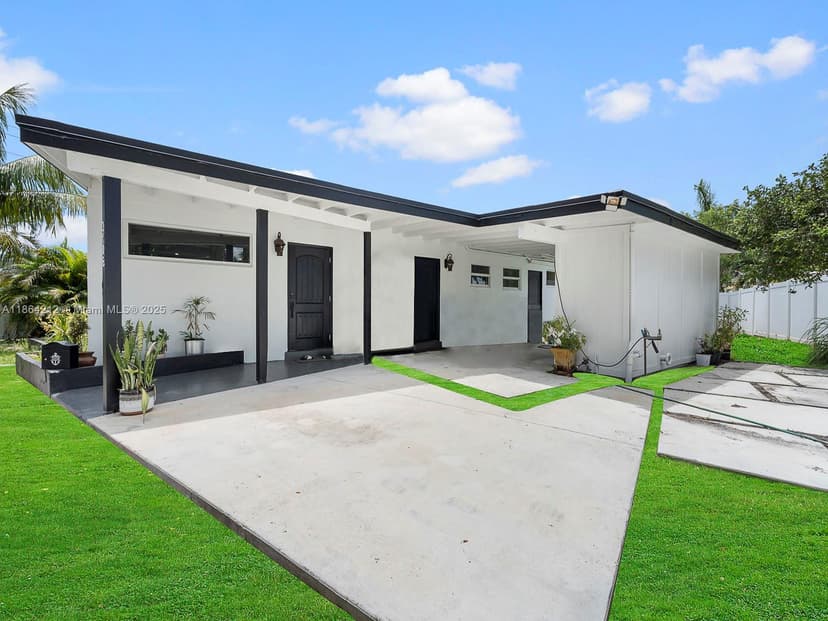 3106 SW 14th St, Fort Lauderdale FL 33312