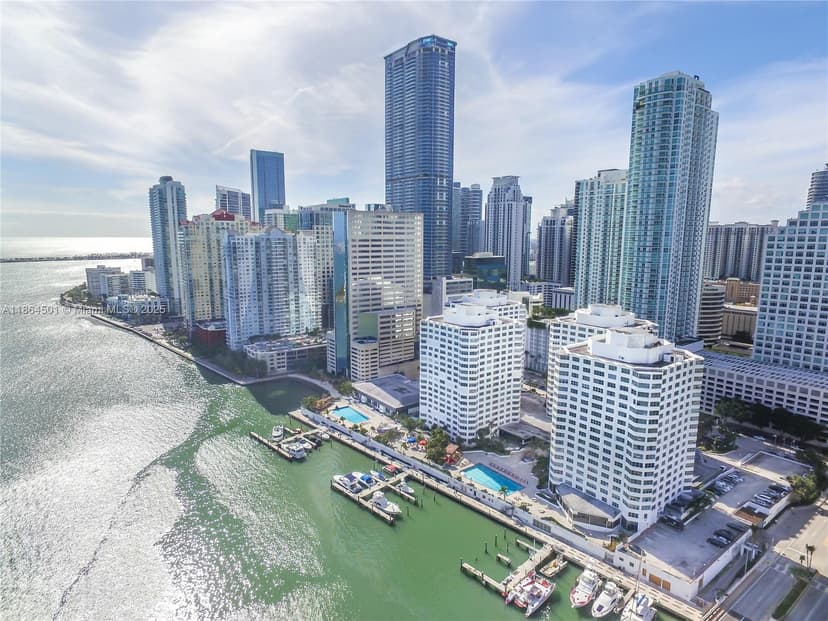 999 Brickell Bay Dr # 303, Miami FL 33131