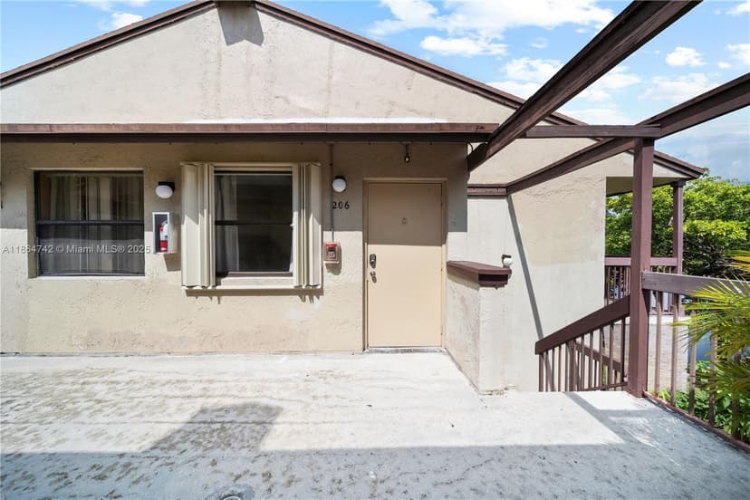 485 NW 210th St # 206, Miami Gardens FL 33169