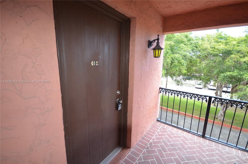 680 Tennis Club Dr # 312, Fort Lauderdale FL 33311