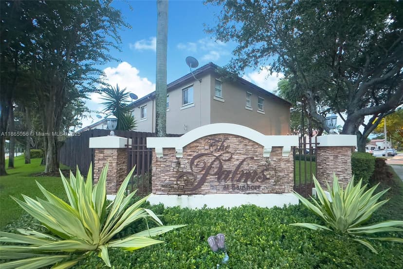 8919 SW 222nd Ter, Cutler Bay FL 33190
