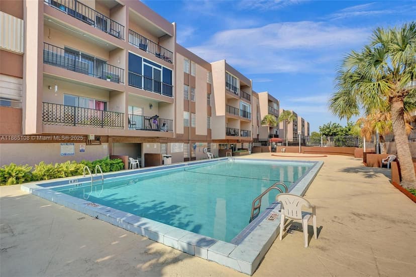 1900 W 68th St # C203, Hialeah FL 33014
