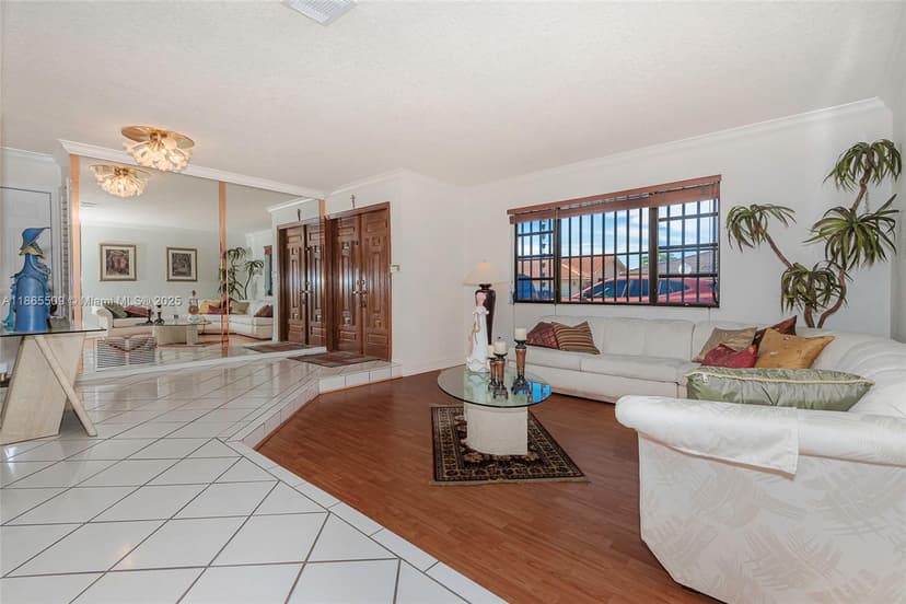 13137 SW 3rd St, Miami FL 33184